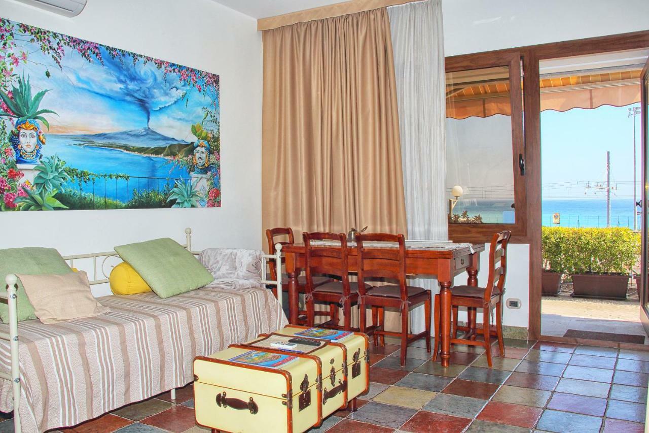 Antica Stazione Lägenhet Taormina Exteriör bild